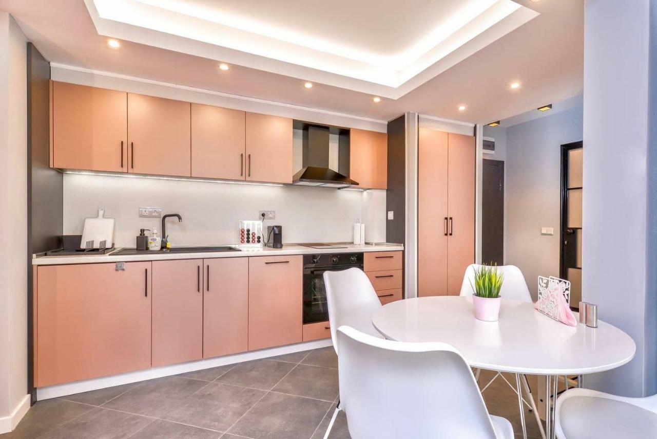 Rose One Bedroom Designer Apartment In City Centre By Flat Mаnager ソフィア エクステリア 写真
